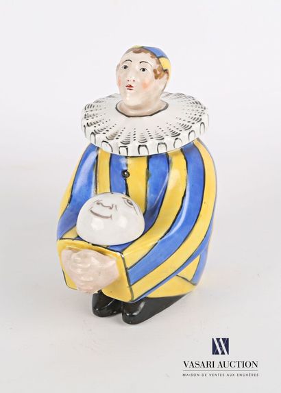 null LIMOGES

Inkwell in polychrome porcelain representing a crouching Pierrot, the...