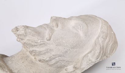 null Face of Christ in plaster 

(chips and missing)

Height : 50 cm 50 cm - Width...