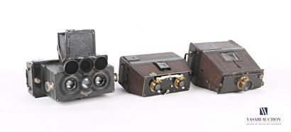 Lot of three stereoscopes including a monocular...