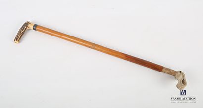 null Hunting whip, the pommel in deer wood, the ring in metal, the shaft in wood...