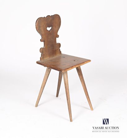 null Chair in molded natural wood, the backrest has an openwork cordial pattern in...