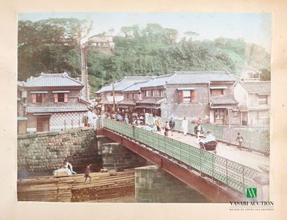 null [PHOTOGRAPHS JAPAN]

Three photographic albums containing photographs glued...
