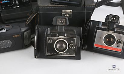 null Set of eight polaroid cameras including: one POLAROID LAND CAMERA - one POLAROID...