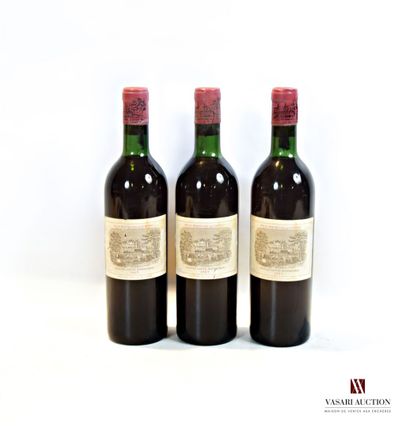 null 3 bouteilles	Château LAFITE ROTHSCHILD	Pauillac 1er GCC	1965

	Et. un peu tachées...