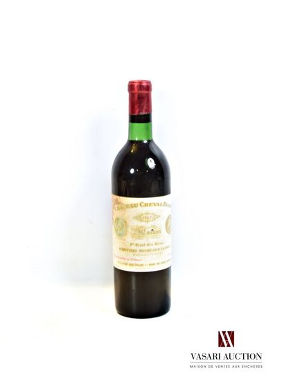 null 1 bouteille	Château CHEVAL BLANC	St Emilion 1er GCC	1967

	Et. fanée et tachée...