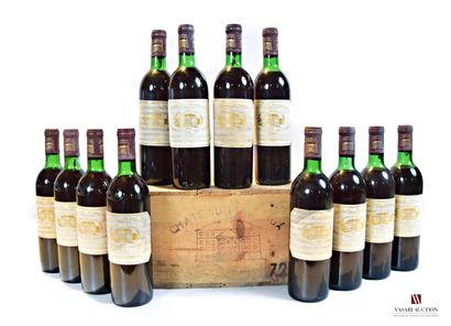 null 12 bouteilles	Château MARGAUX	Margaux 1er GCC	1972

	Et. tachées. N : 6 bas...