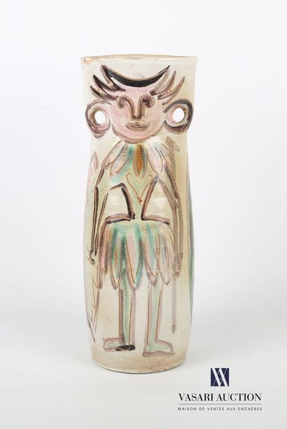 null ACCOLAY

Large vase with ears representing a character in loincloth and headdress,...