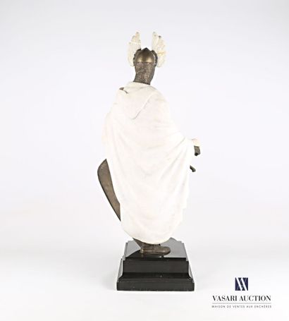 null PHILIPPE Paul (1870-1930) 

Sculpture en bronze et marbre blanc figurant un...