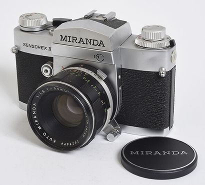 null Boitier argentique reflex chromé Miranda Sensorex II MC avec objectif Auto Miranda

50mm...
