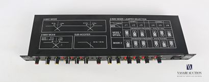 null Séparateur de fréquence IMG Stage Line MCX-3210 2/3 Way Active Crossover

Très...