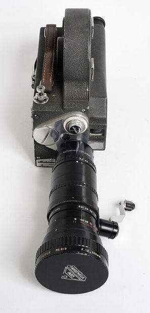 null Caméra Pro Pathé Webam Reflex 16mm avec objectif zoom P.Angenieux Paris F .12-120mm...