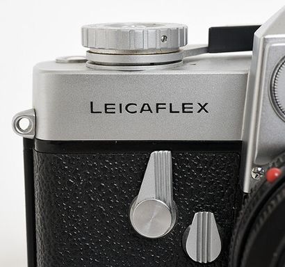 null Boitier argentique chromé Leicaflex Leitz Wetzlar + objectif Leitz Wetzlar Summicron-R...