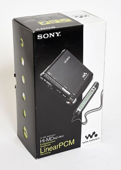 null Lecteur SONY HI-MD Walkman MZ-RH1 + casque, télécommande, chargeur, câble et...