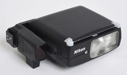 null Flash Nikon Speedlight SB-27

Très bon état, fonctionnel