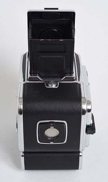 null Medium format camera case HASSELBLAD 500 EL/M with roof viewer with 3 lenses

CARL...