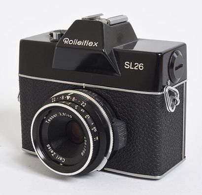 null Boitier argentique couleur noire Rolleiflex SL26 avec objectif Carl Zeiss Tessar...