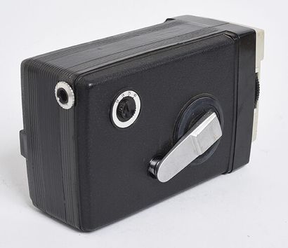 null Caméra Kodak Escort 8 Cine camera avec objectif Kodak Zoom F .13mm 1 :1,6

Bon...