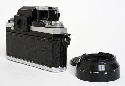 null Boitier argentique Nikon F type Apollo chromé avec viseur Photomic Ftn avec...