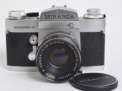null Boitier argentique reflex chromé Miranda Sensorex II MC avec objectif Auto Miranda

50mm...