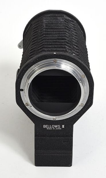 null Nikon F Bellows III Macro Bellows with Niklei screw-in lens adapter ring - K

Good...