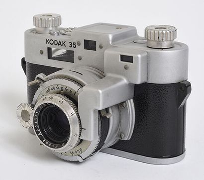 null Boitier argentique chromé Kodak 35 Avec objectif Kodak Anastar 50mm f/3,5

Bon...