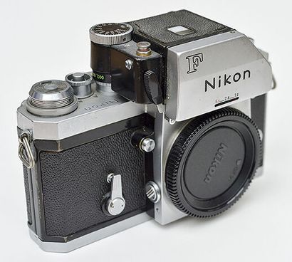 null Boitier argentique Nikon F chromé et viseur Photomic FTn

Bon état, Fonctio...