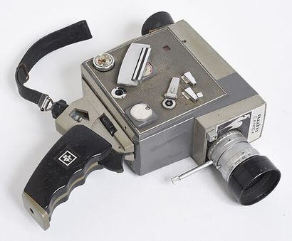 null Caméra Auto Camex avec objectif zoom type K2 P.Angenieux-zoom F .7,5-35mm 1...