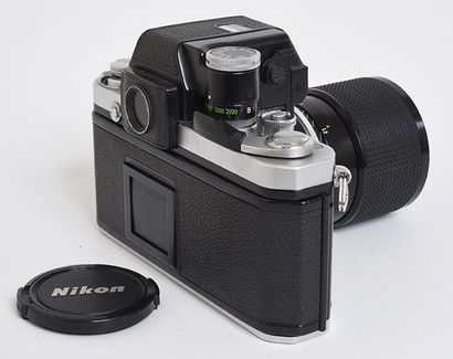 null Nikon F2 chromed silver camera with DP-11 prism + Nikkor Ai 43-86 f/3.5 Zoom...