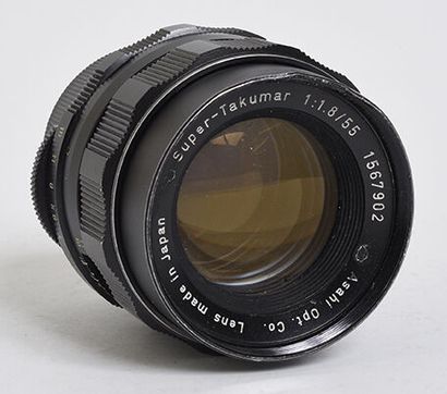 null Objectif noir Asahi Opt.Co Super-Takumar 55mm f/1,8, avec bouchon arrière

Etat...