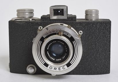 null Orec black film camera with SOM Berthiot Flor type Z2 45mm f/3,5 lens

Good...