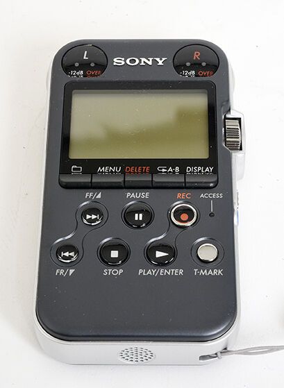 null Lecteur -enregistreur SONY PCM-M10 + chargeur, câble, télécommande et boite

Très...