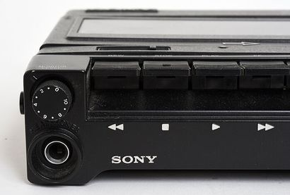 null Lecteur- Enregistreur cassette SONY Capstan Servo Control Stereo Cassette-corder...