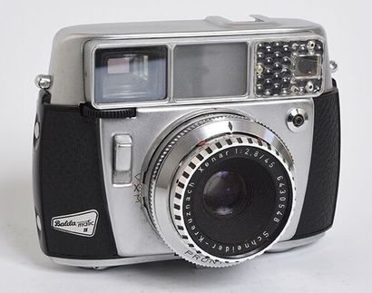 null Balda Matic II chrome silver camera, with Schneider Kreuznach Xenar 45mm f/2,8...