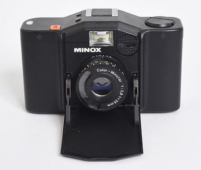 null Boitier argentique Compact Minox noir Modèle GI avec objectif Color-Minotar...