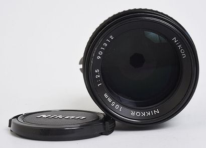 null Nikon (film) Tele Nikkor Ais 105mm f/2.5 and 2 caps

Very good condition, f...