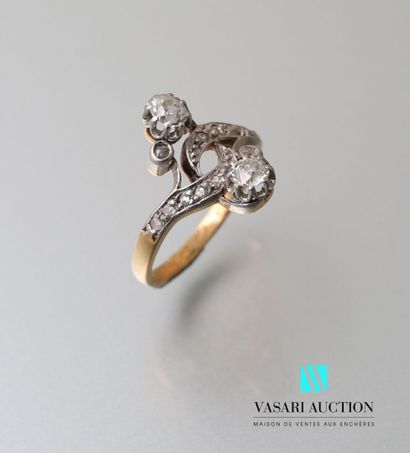 null Ring beginning XXth century in yellow gold 750 thousandths, central motive in...