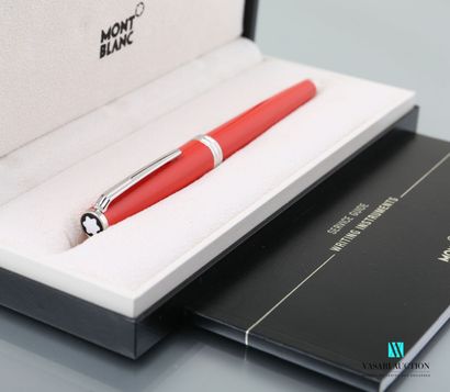 null MONTBLANC

Rollerball PIX in platinized metal and red resin in its original...