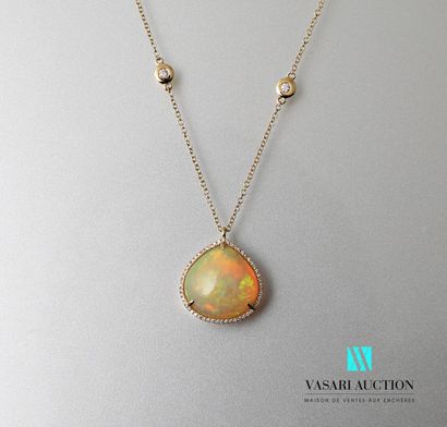 null Necklace in yellow gold 750 thousandth on a chain with forçat link decorated...