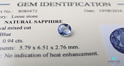 null Oval sapphire calibrating 0.94 carat accompanied by its certificate No. 8080472...