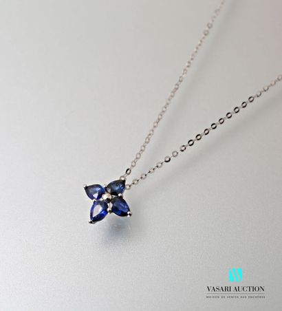 null Pendant flower and its chain with mesh forçat in white gold 750 thousandths,...