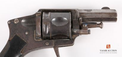 null Revolver de poche hammerless calibre .320, canon octogonal rayé de 4,5 cm, barillet...