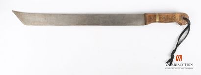 null Machete signed MF (Manufrance) 48 cm blade, one-piece riveted wood handle with...