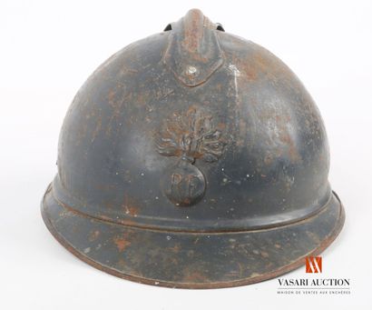 null Adrian helmet model 1915, infantry attribute, black leather interior with seven...