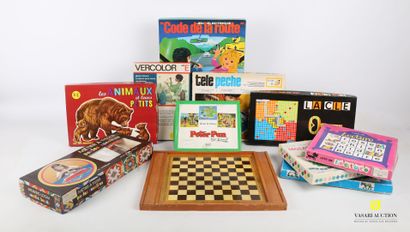 null Lot including eleven boxes of board games or creative games for children including:...