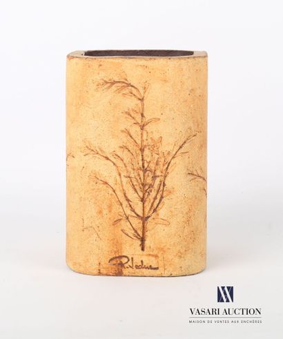 null LEDUC Raymonde (Née en 1929)

Vase en grès à section carré à décor de feuilles...