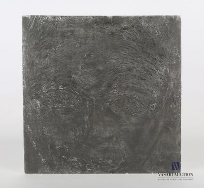 null CONVERT Pascal (né en 1957)

Autoportrait

Plâtre patiné gris

34,5 x 34,2 ...