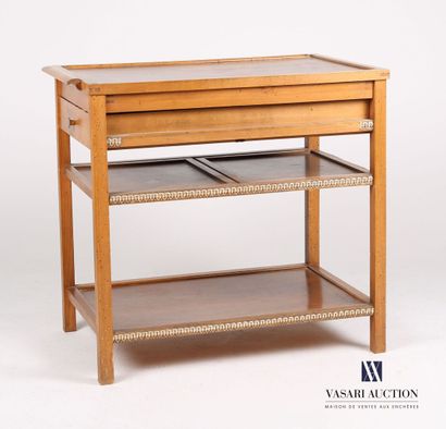 null Table desserte en bois naturel à système de forme rectangulaire, elle présente...