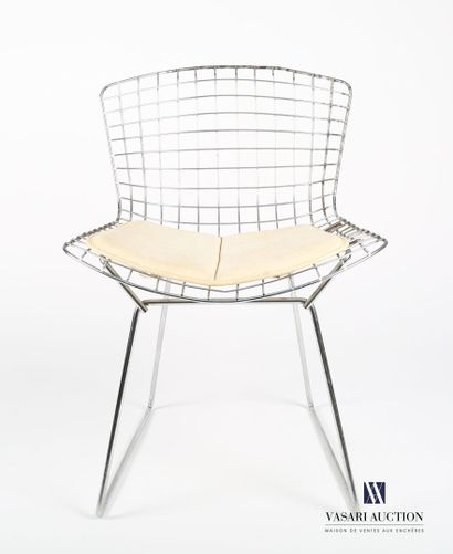 null BERTOIA Harry (1915-1978)

Chaise, modèle 420 dit Wire, en fils d'acier chromé,...