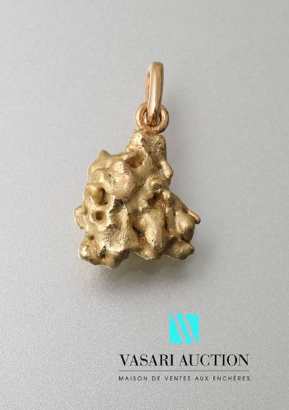 null Pendant nugget in yellow gold 750 thousandths 4,7 g.