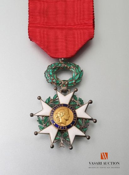 Ordre de la Légion d'Honneur, étoile de chevalier...